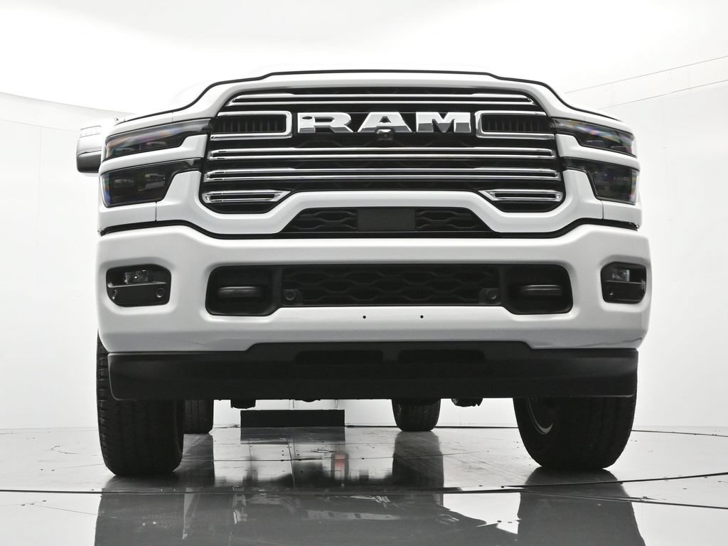 New 2026 RAM 2500 Laramie AWD/4WD image 39