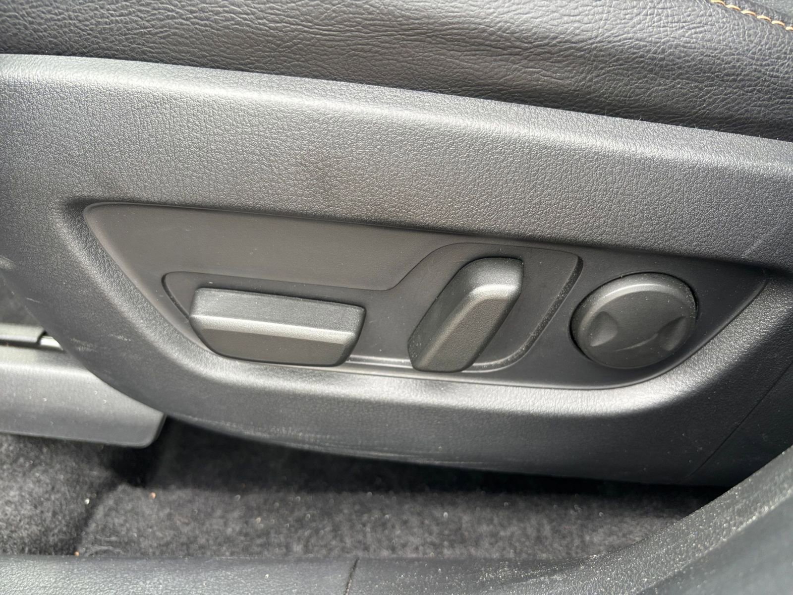 Used 2025 MAZDA CX-90 3.3 Turbo w/ Preferred Package AWD/4WD image 22