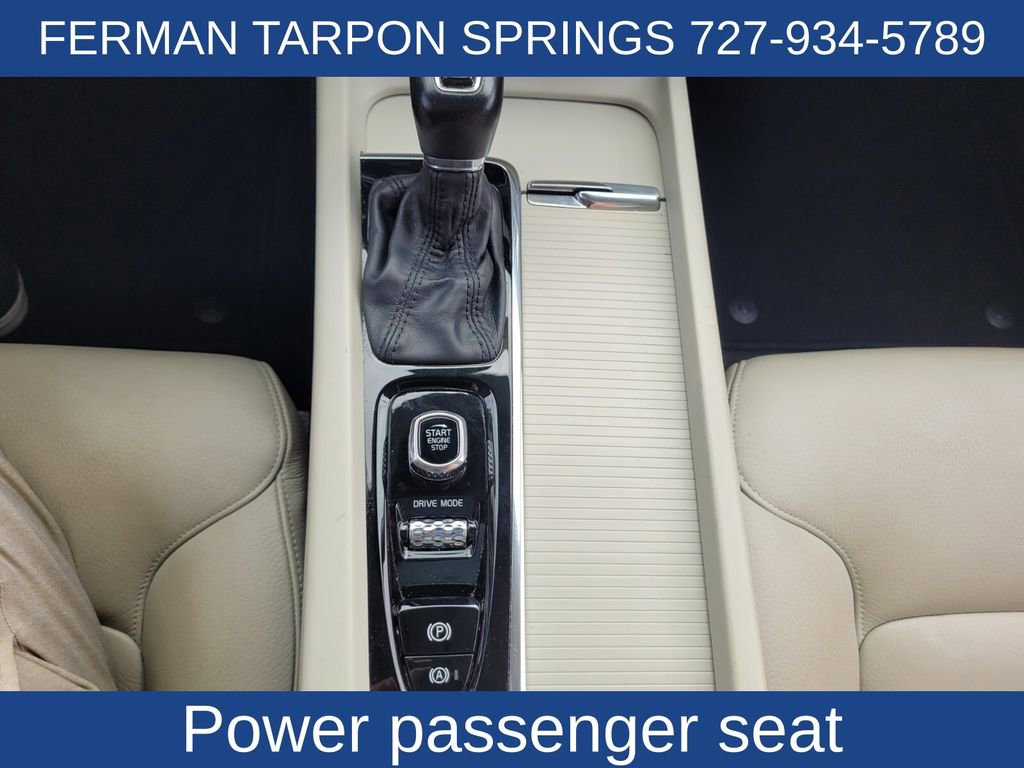 Used 2020 Volvo S60 T5 Momentum image 27