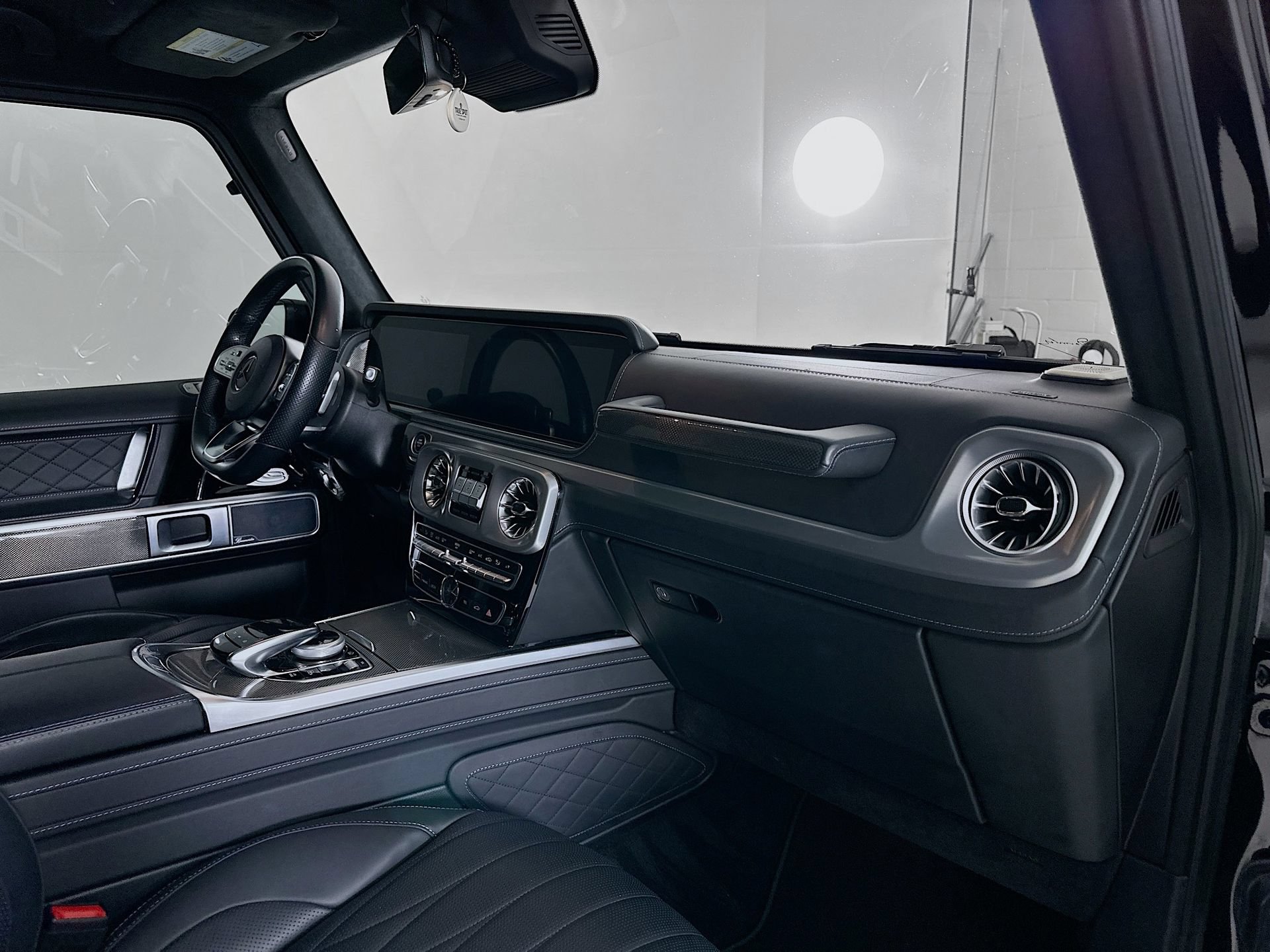Used 2023 Mercedes-Benz G 550 image 31