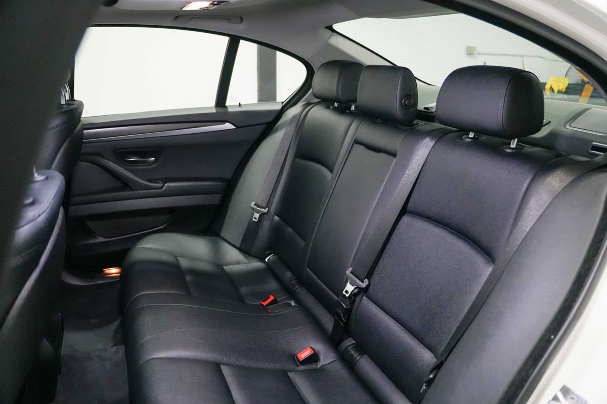 Used 2015 BMW 528i Sedan RWD image 17