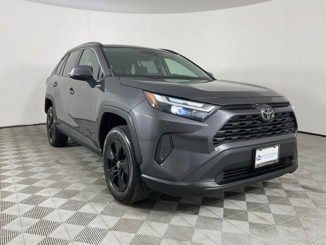 Used 2023 Toyota RAV4 XLE w/ Convenience Package FWD image 12