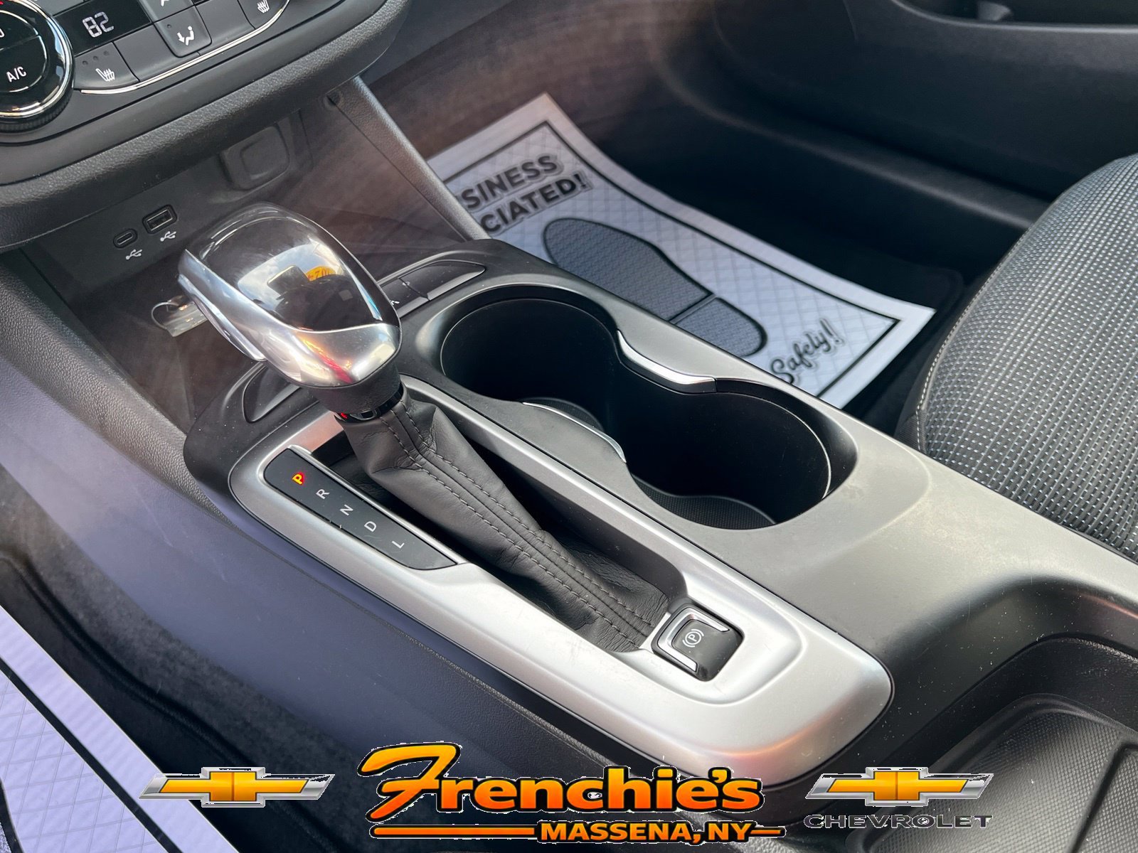 Used 2024 Buick Envista Preferred w/ Convenience I Package FWD image 16