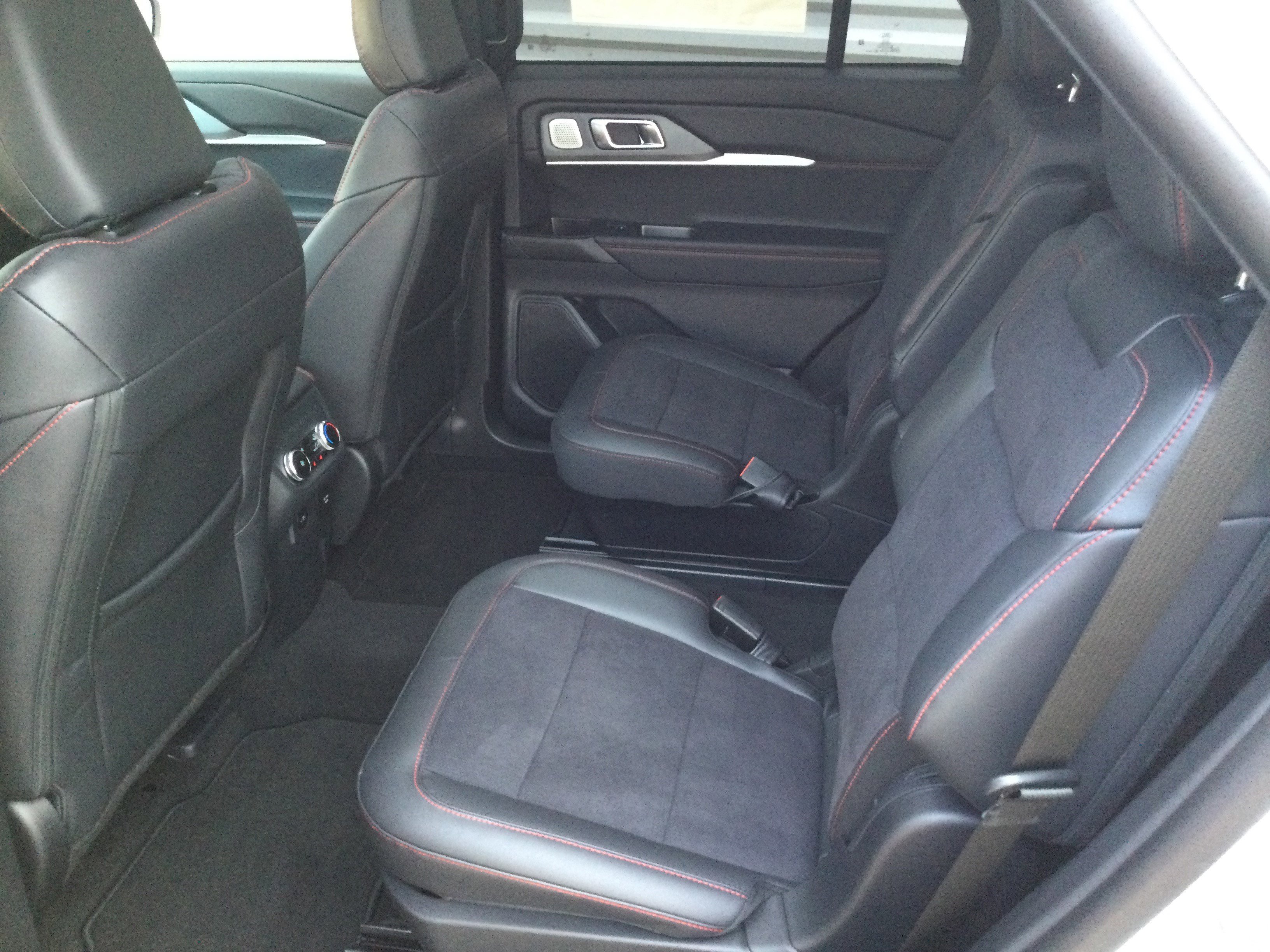 New 2026 Ford Explorer ST w/ Sun And Sound Package AWD/4WD image 6