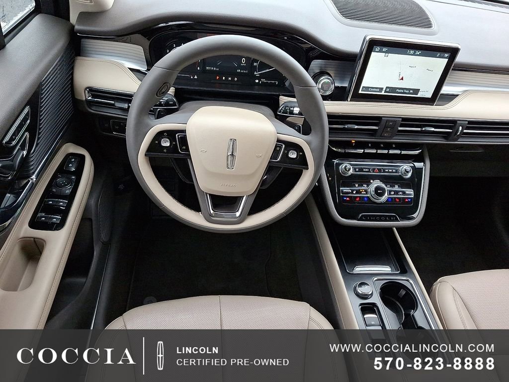 Used 2022 Lincoln Corsair AWD w/ Equipment Group 101A image 11