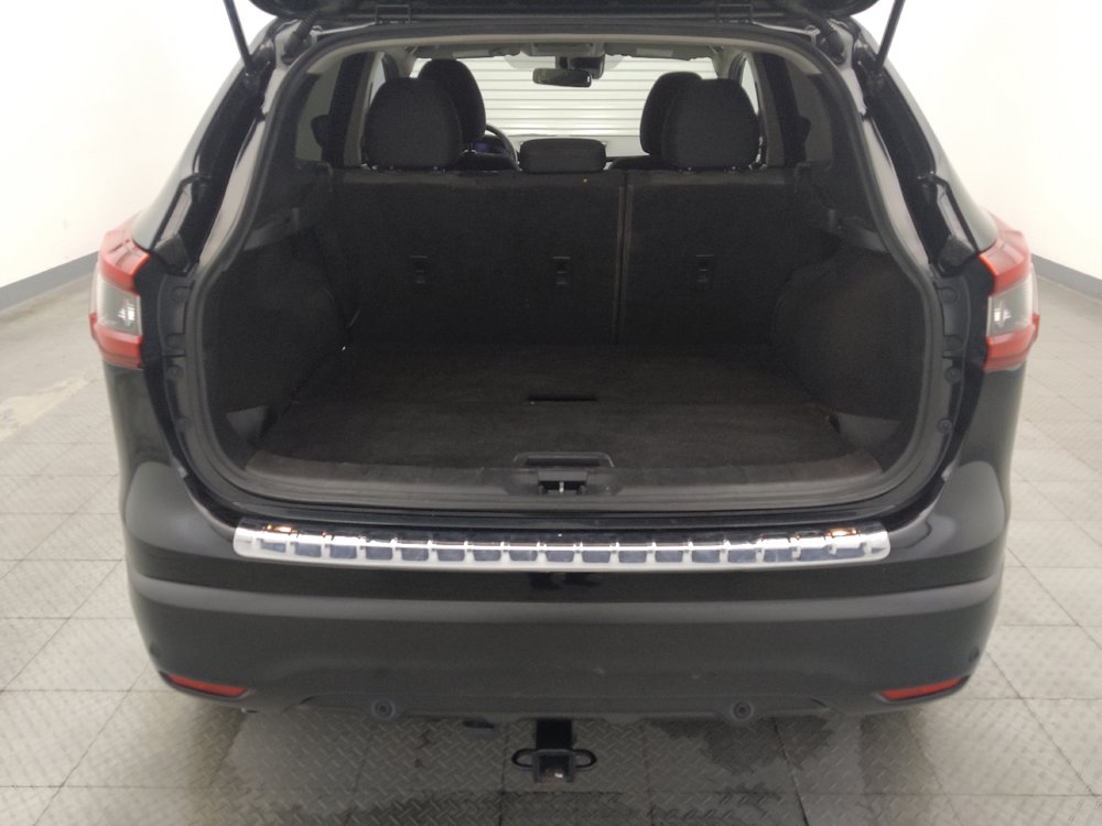 Used 2020 Nissan Rogue Sport SV FWD image 29