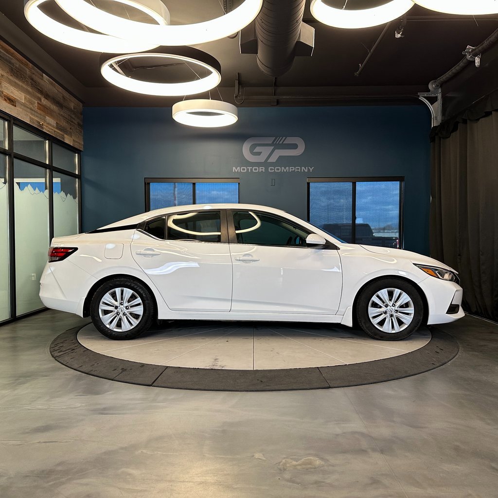 Used 2021 Nissan Sentra S image 2