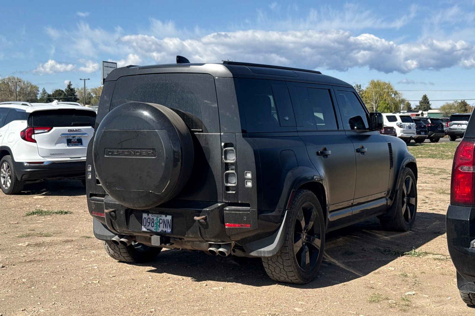 Used 2024 Land Rover Defender 110 V8 AWD/4WD image 4