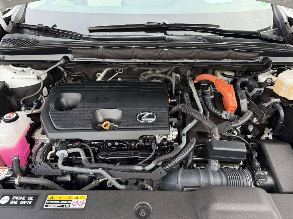 Used 2023 Lexus RX 350h image 27