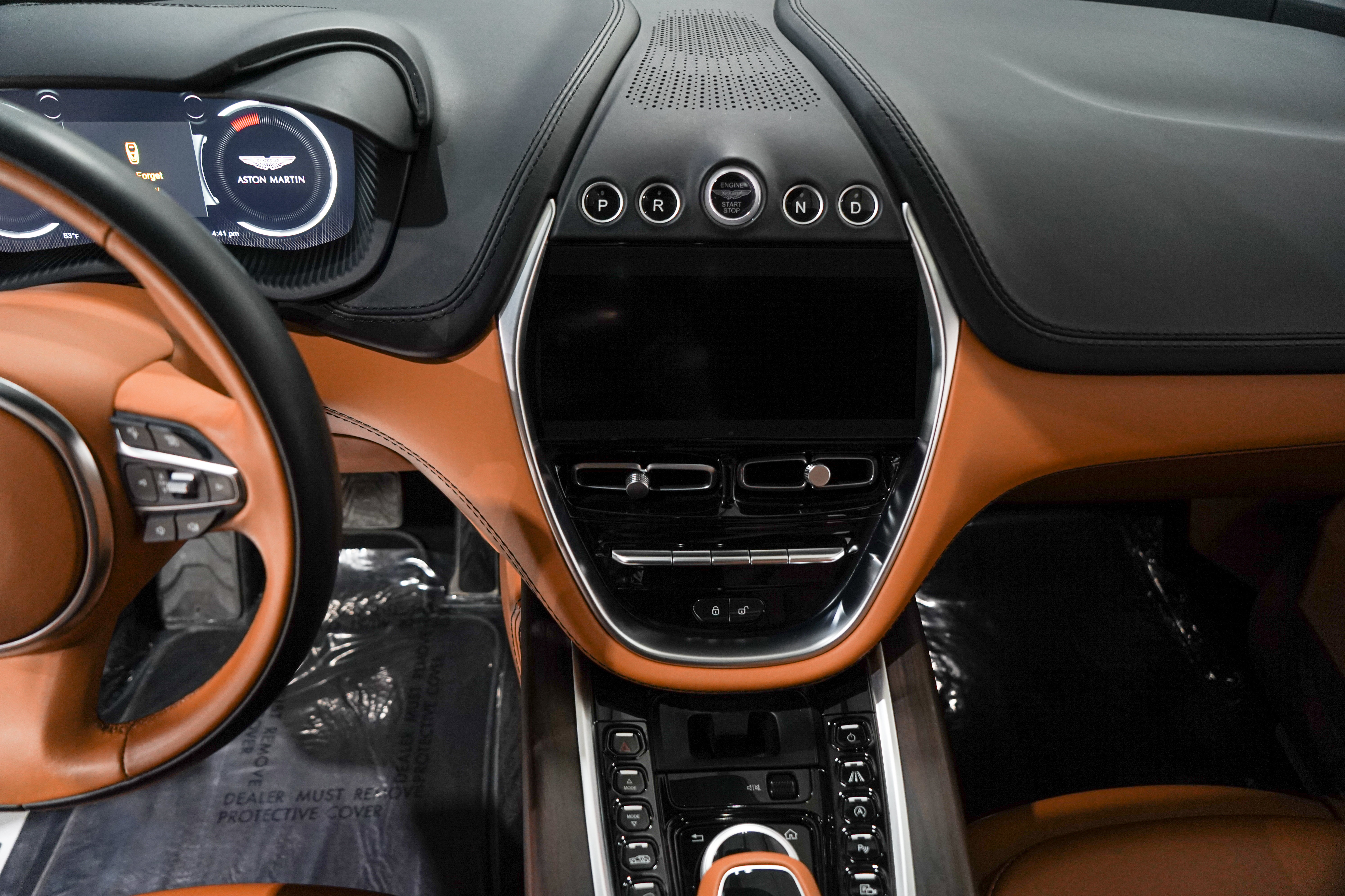 Used 2022 Aston Martin DBX AWD/4WD image 11
