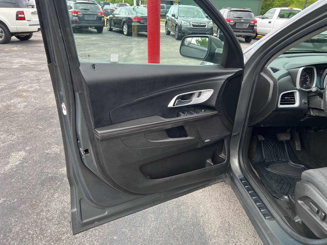 Used 2012 Chevrolet Equinox LT w/ Driver Convenience Package image 8