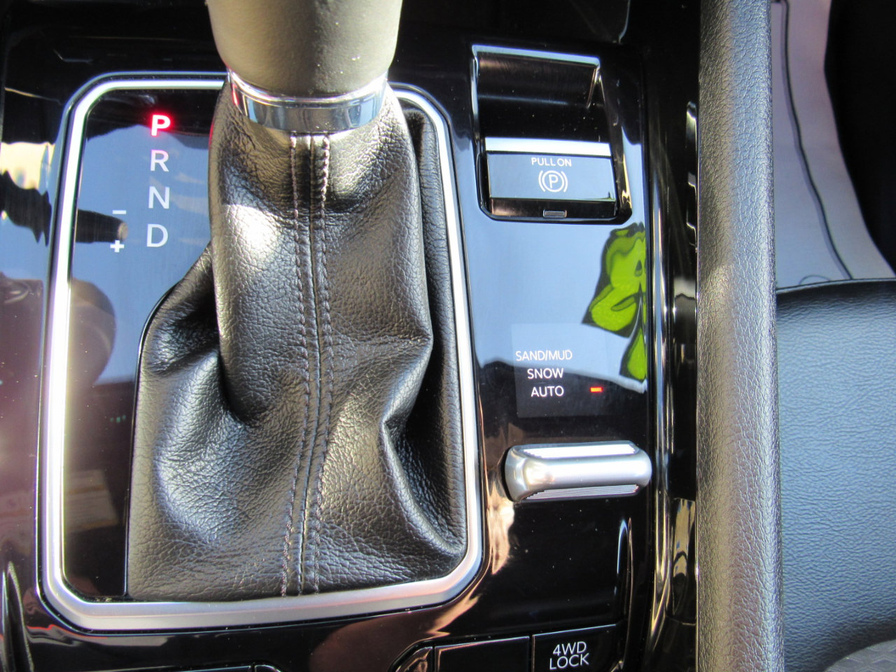 Used 2023 Jeep Compass Latitude w/ Sun and Sound Group image 25