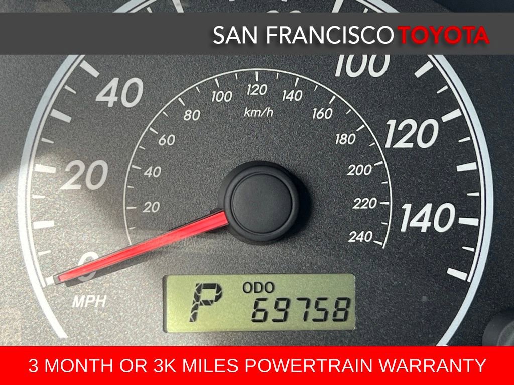 Used 2013 Toyota Corolla LE image 29