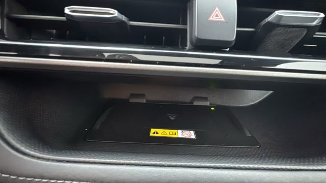 Used 2023 Toyota Highlander Limited image 21