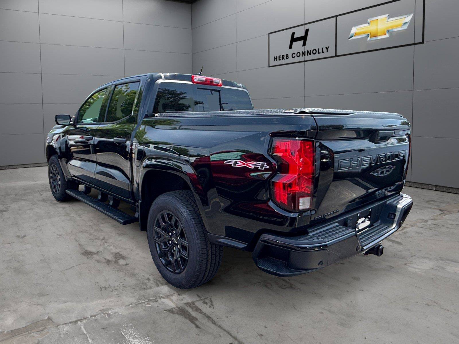 New 2026 Chevrolet Colorado W/T AWD/4WD image 3