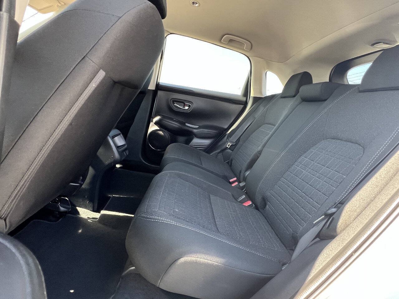 Used 2026 Honda HR-V LX image 16