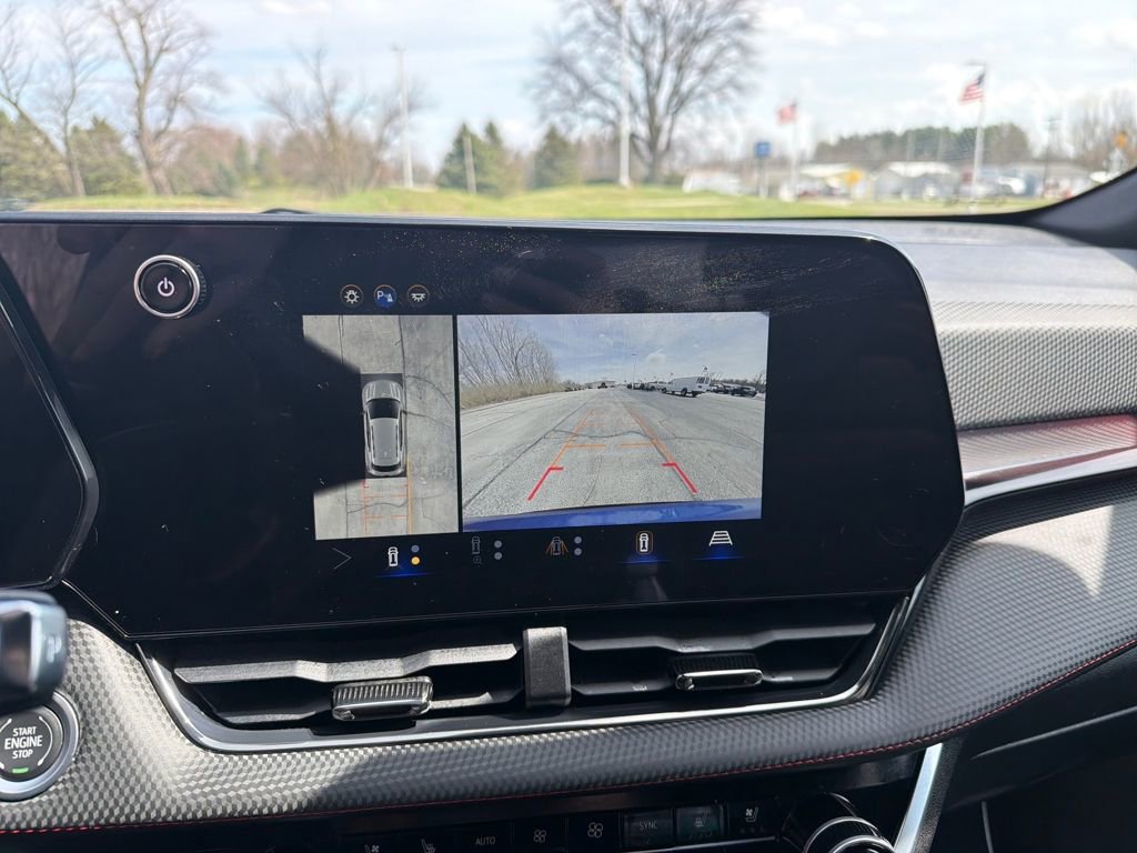 Used 2025 Chevrolet Equinox RS w/ Safety and Technology Package image 18