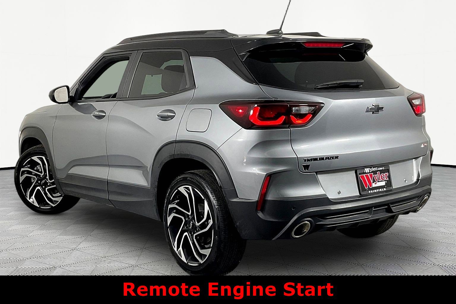 Used 2025 Chevrolet TrailBlazer RS w/ Driver Confidence Package FWD image 4