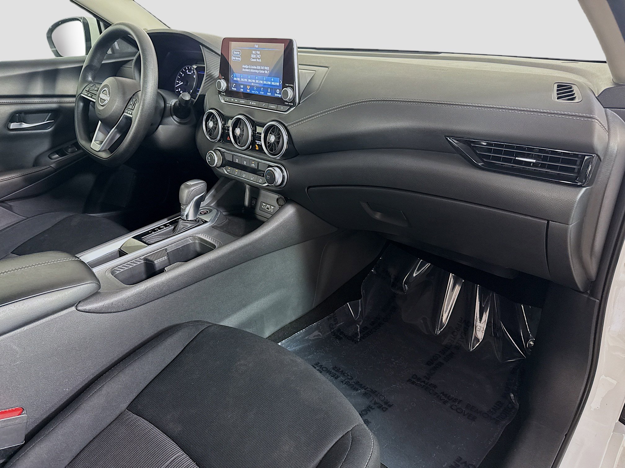 Used 2024 Nissan Sentra SV FWD image 30