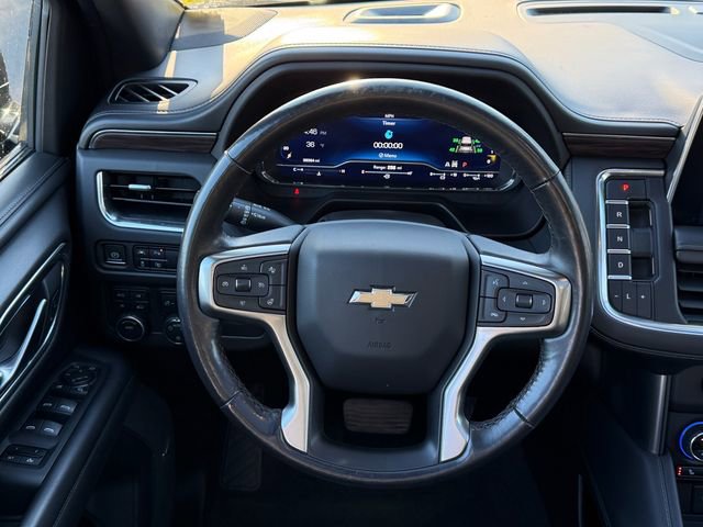 Used 2022 Chevrolet Tahoe LT w/ LT Signature Plus Package image 13