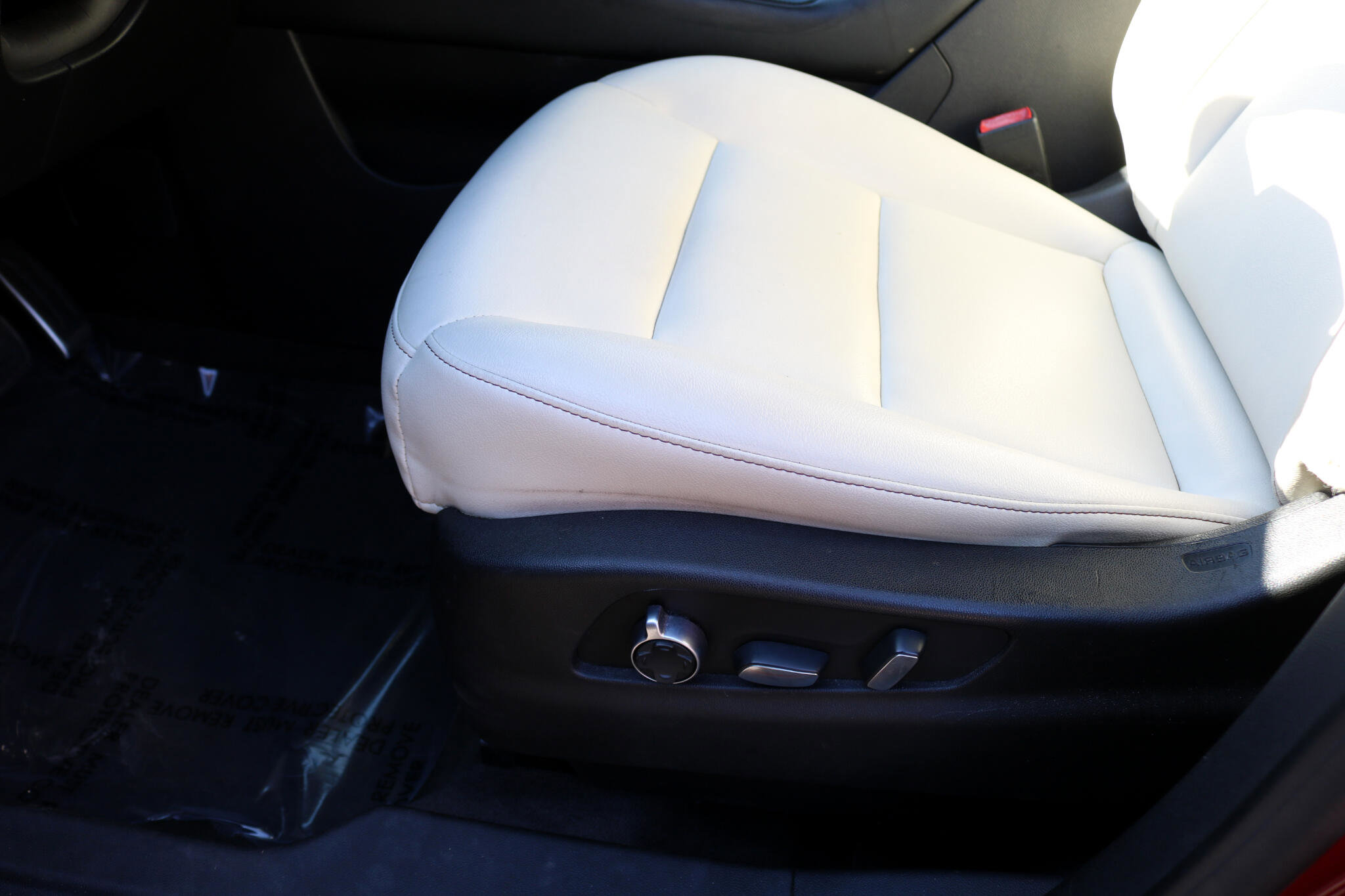 Used 2019 Cadillac XT4 Sport image 19