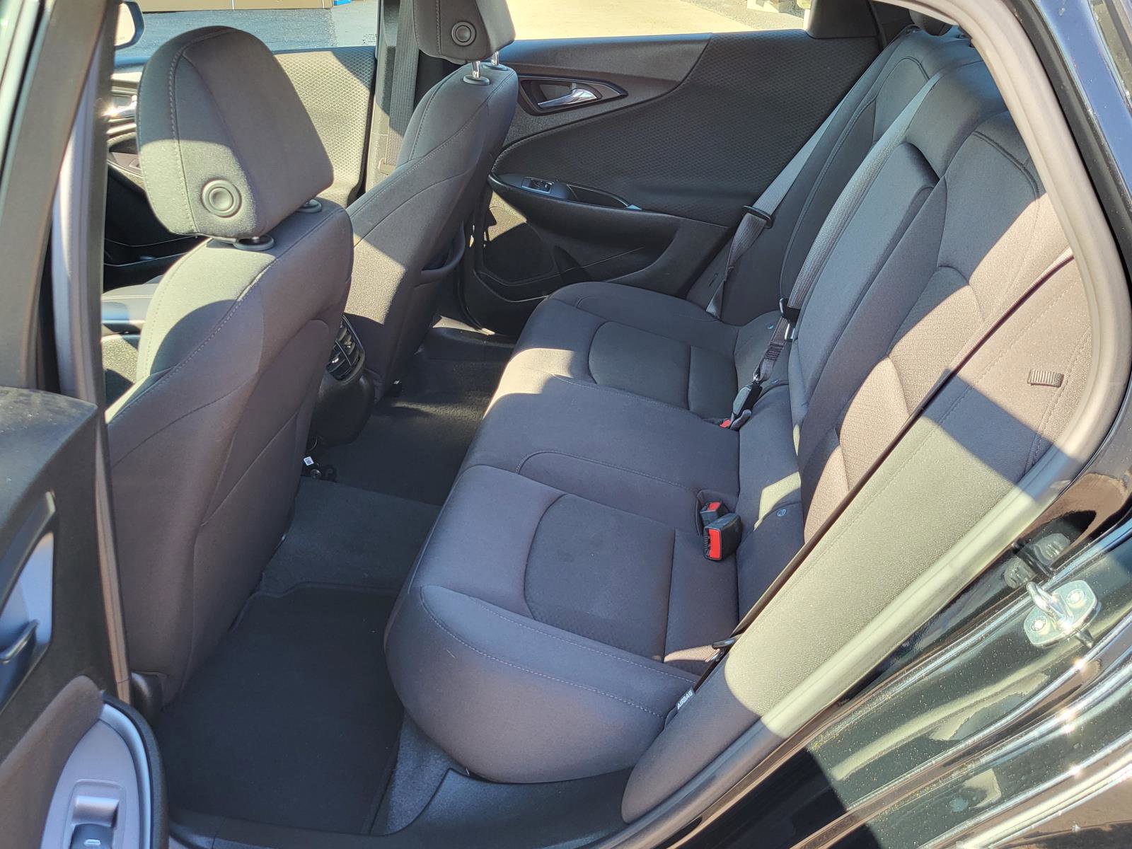 Used 2023 Chevrolet Malibu LT FWD image 12