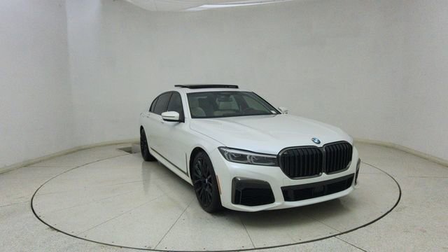 Used 2022 BMW 740i w/ M Sport Package image 67