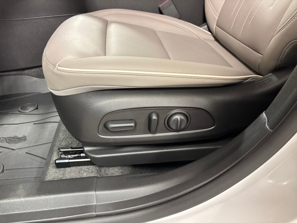 New 2026 Buick Envista Avenir image 23