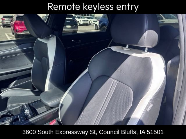 Used 2025 Kia K5 GT-Line AWD/4WD image 17