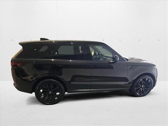New 2025 Land Rover Range Rover Sport SE image 4