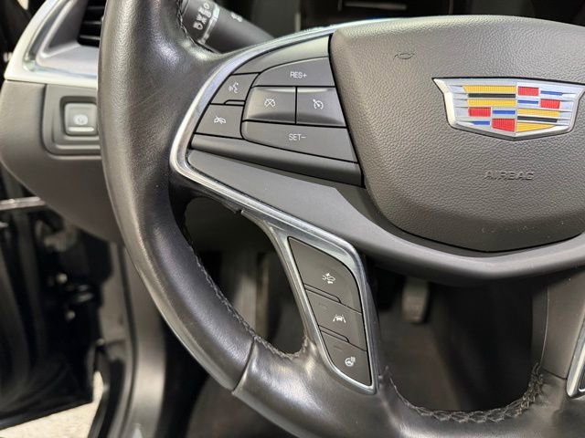 Used 2019 Cadillac XT5 Luxury w/ LPO, Black Ice Package AWD/4WD image 17