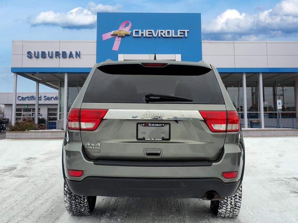 Used 2011 Jeep Grand Cherokee Laredo image 5