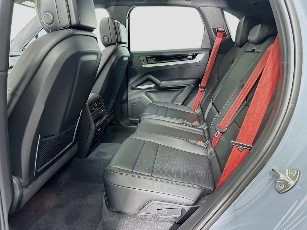 New 2026 Porsche Cayenne AWD/4WD image 24