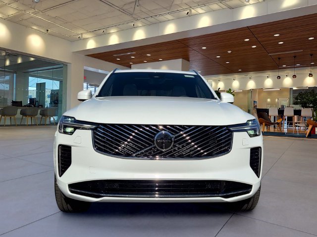 New 2027 Volvo XC90 B6 Plus AWD/4WD image 7