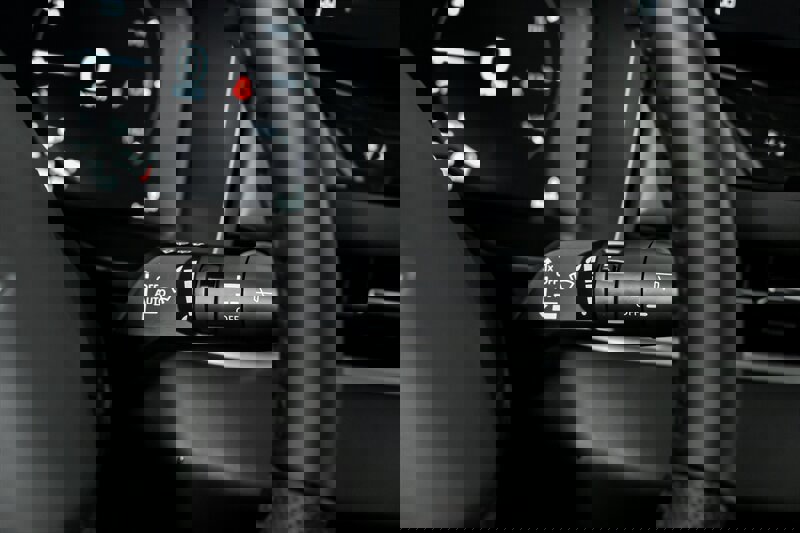 New 2026 Mitsubishi Outlander SE image 22