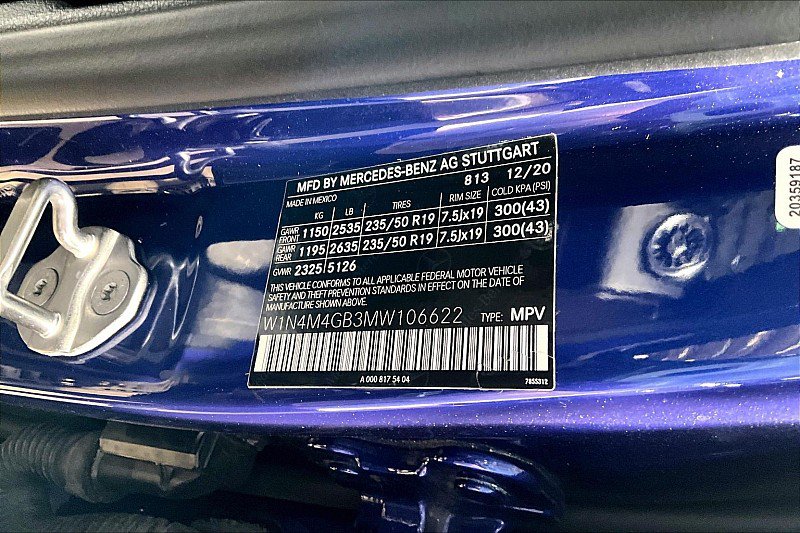 Used 2021 Mercedes-Benz GLB 250 w/ Premium Package image 26