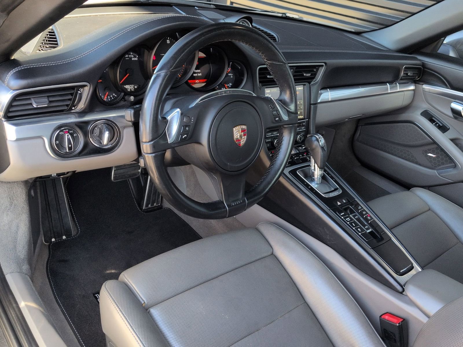 Certified 2015 Porsche 911 Targa 4S image 4