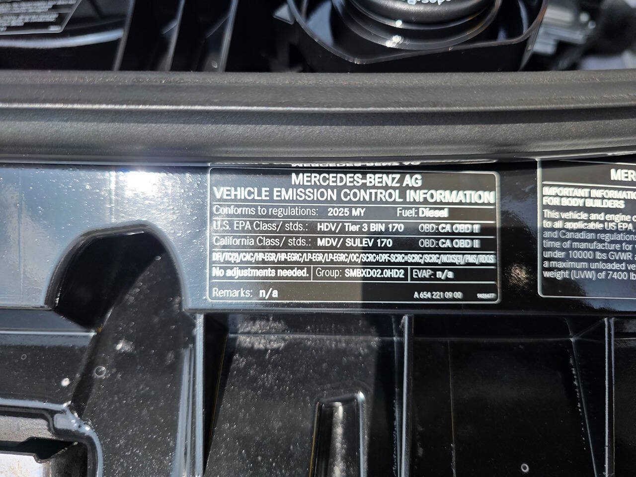 Used 2025 Mercedes-Benz Sprinter 2500 image 28
