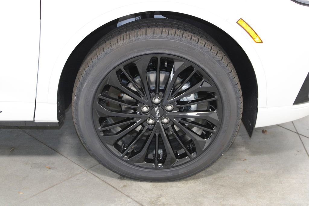 New 2026 Lincoln Corsair Premiere image 12