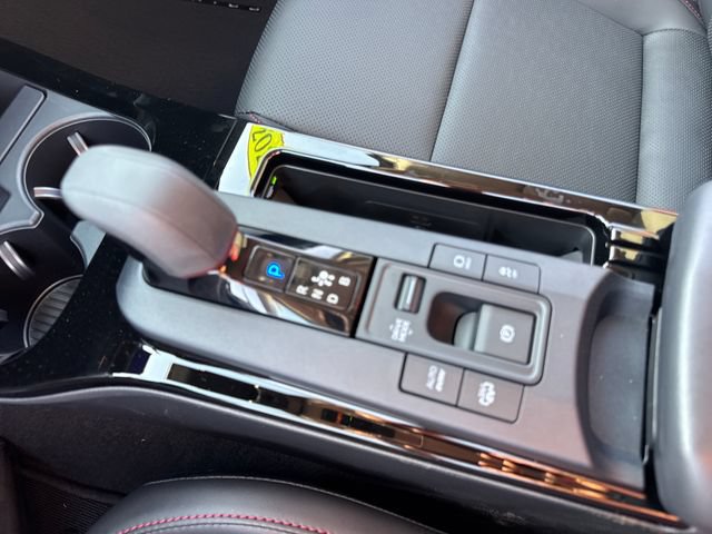 New 2027 Toyota Prius Plug-In Hybrid w/ Limited Premium Package FWD image 18