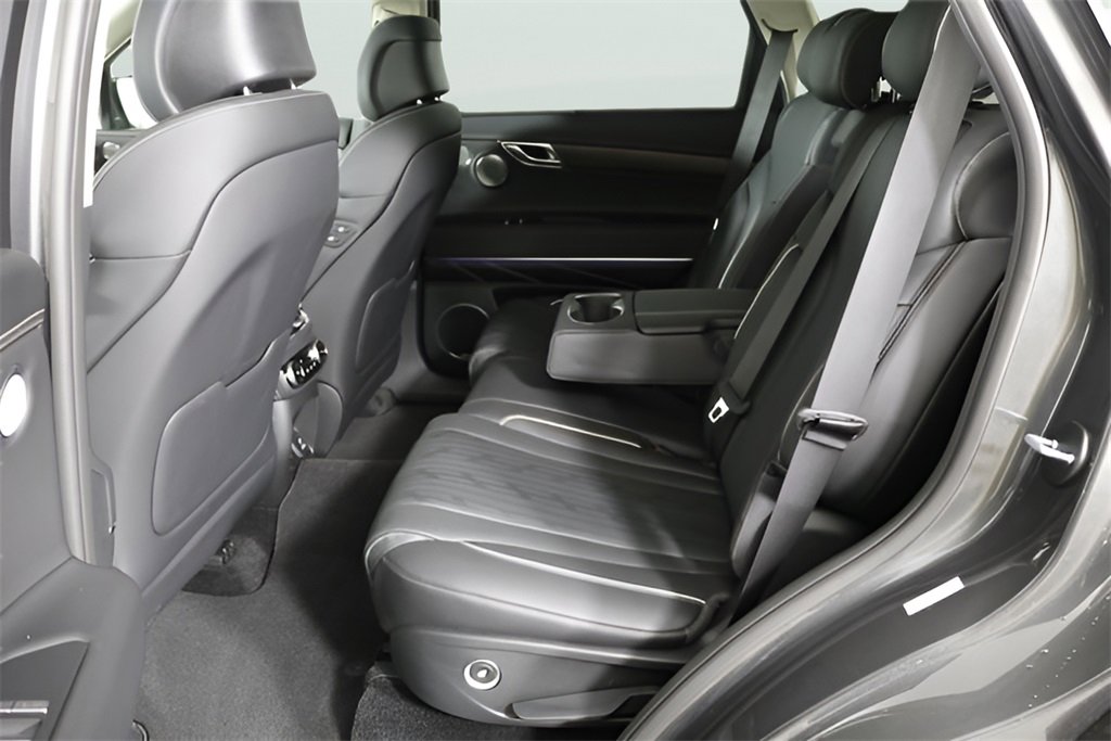 Used 2023 Genesis GV80 2.5T w/ Prestige Package image 9