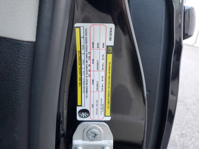 Used 2024 Chrysler Pacifica Touring-L image 31