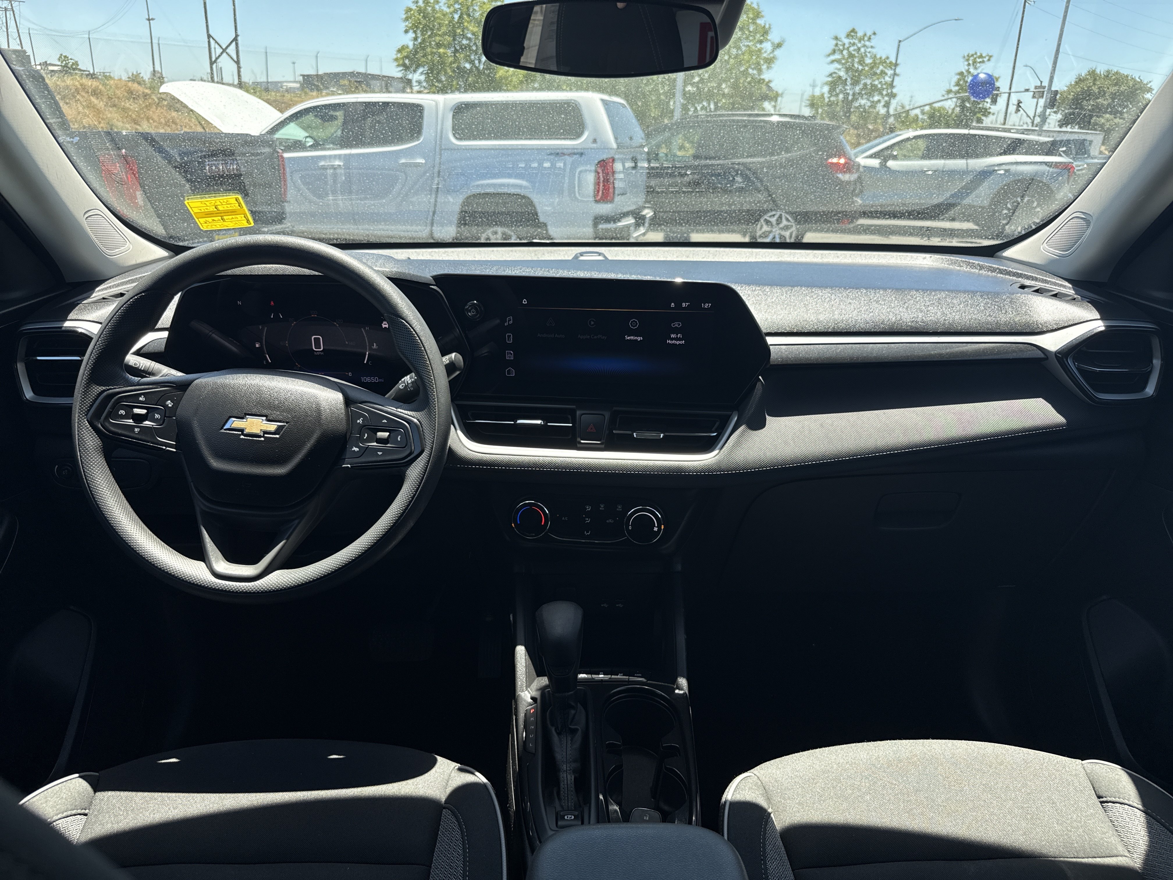 Used 2025 Chevrolet TrailBlazer LS w/ LS Convenience Package AWD/4WD image 12