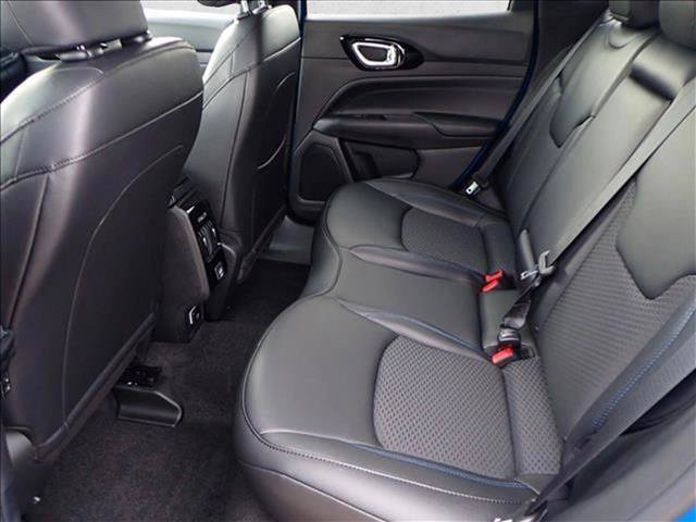 New 2026 Jeep Compass Latitude AWD/4WD image 9