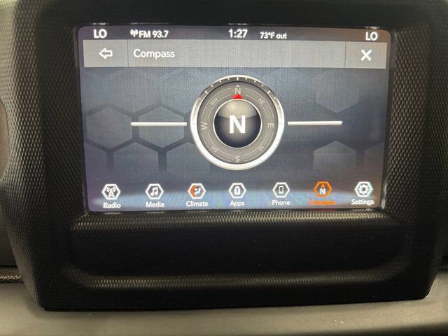 Used 2018 Jeep Wrangler Unlimited Sahara AWD/4WD image 12