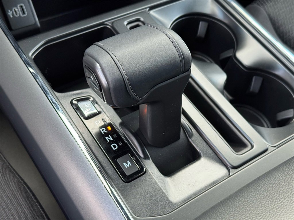 New 2025 Ford F150 XLT image 16