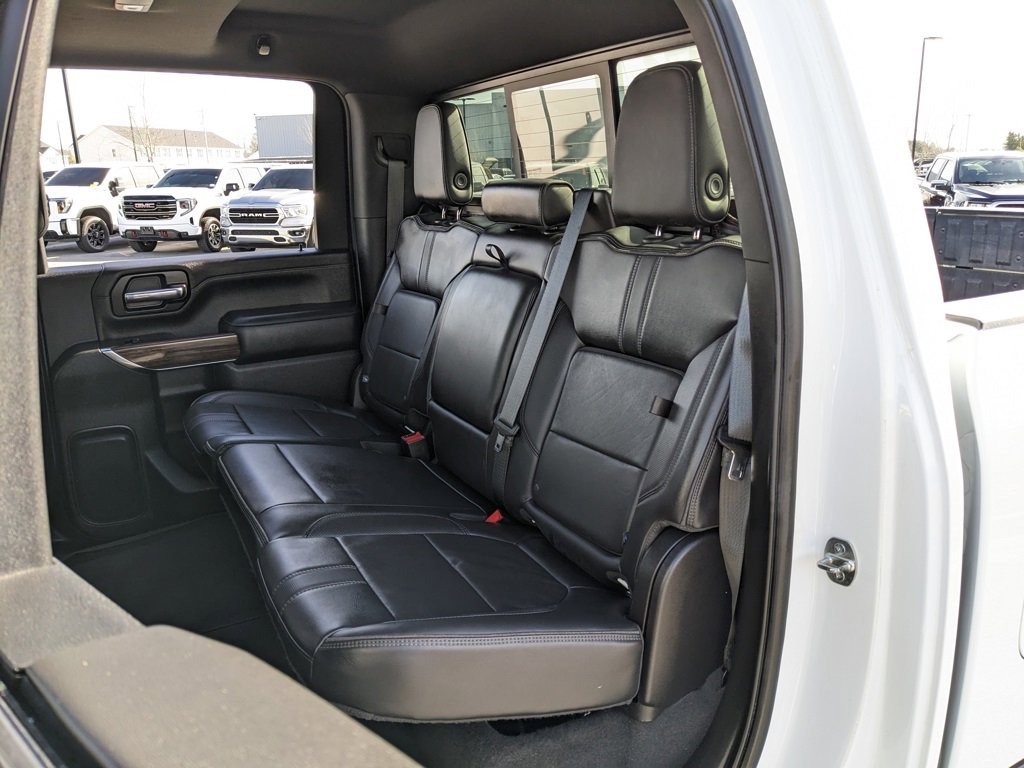 Used 2022 Chevrolet Silverado 2500 High Country w/ Safety Package II image 46