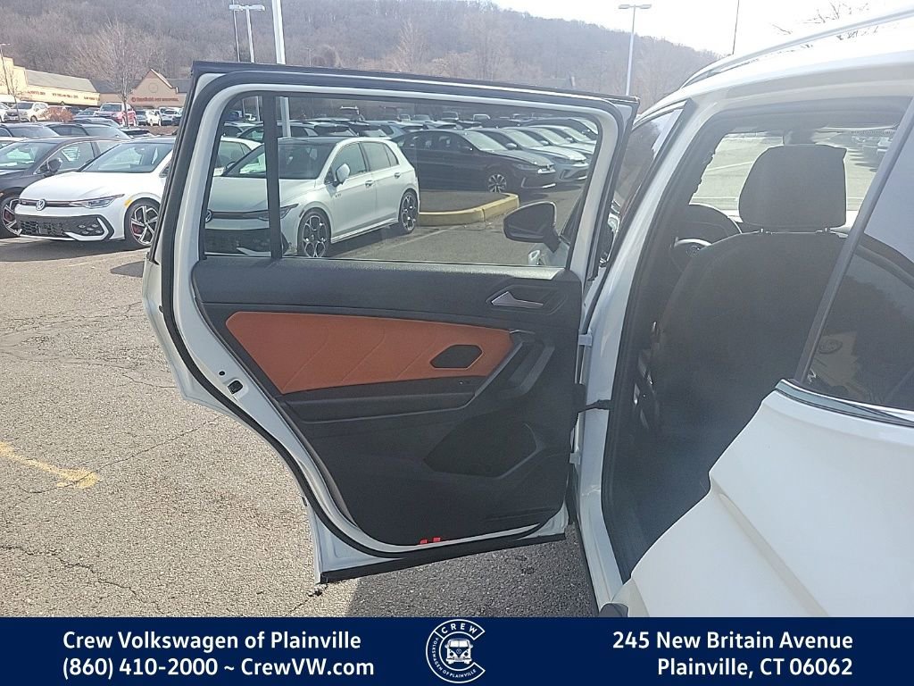 Certified 2021 Volkswagen Tiguan SEL Premium R-Line image 47
