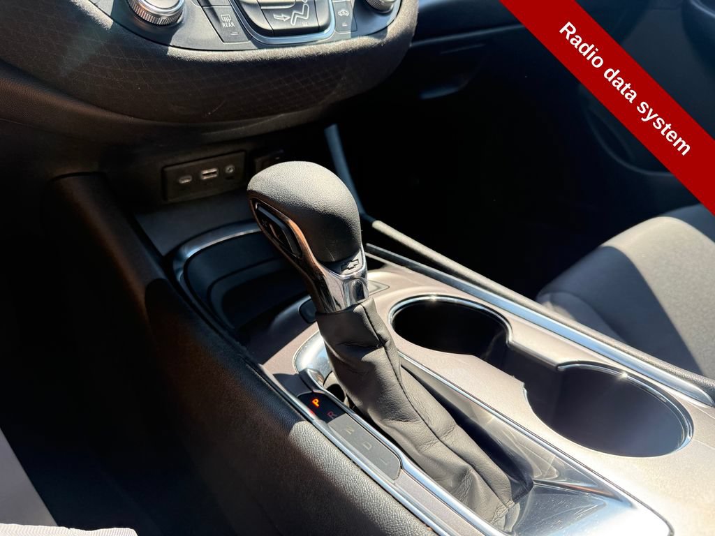 Used 2022 Chevrolet Malibu LS w/ Driver Confidence Package II FWD image 28