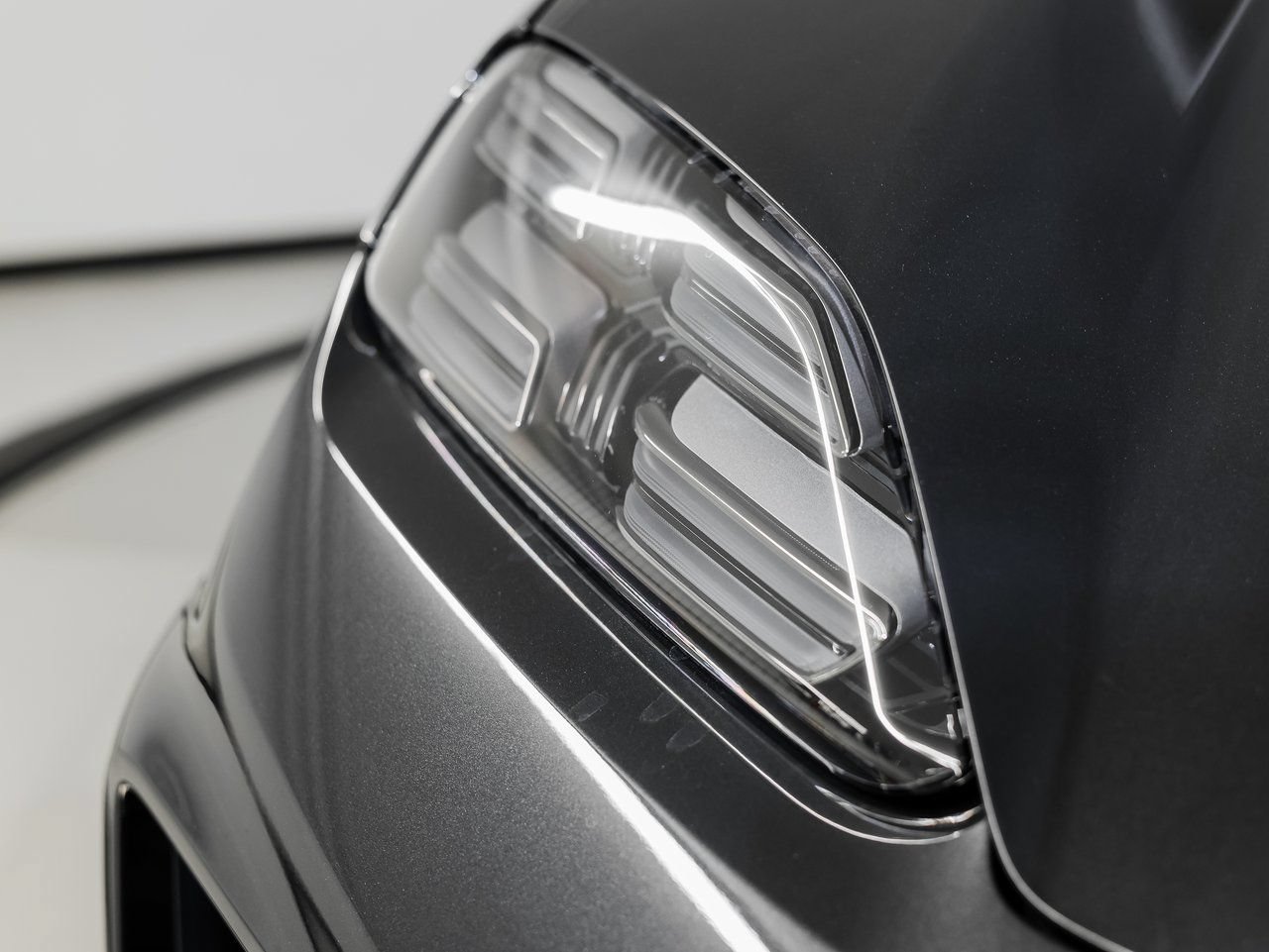 New 2026 Porsche Macan Electric RWD image 14